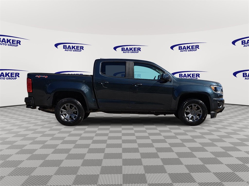 2018 Chevrolet Colorado LT photo 2