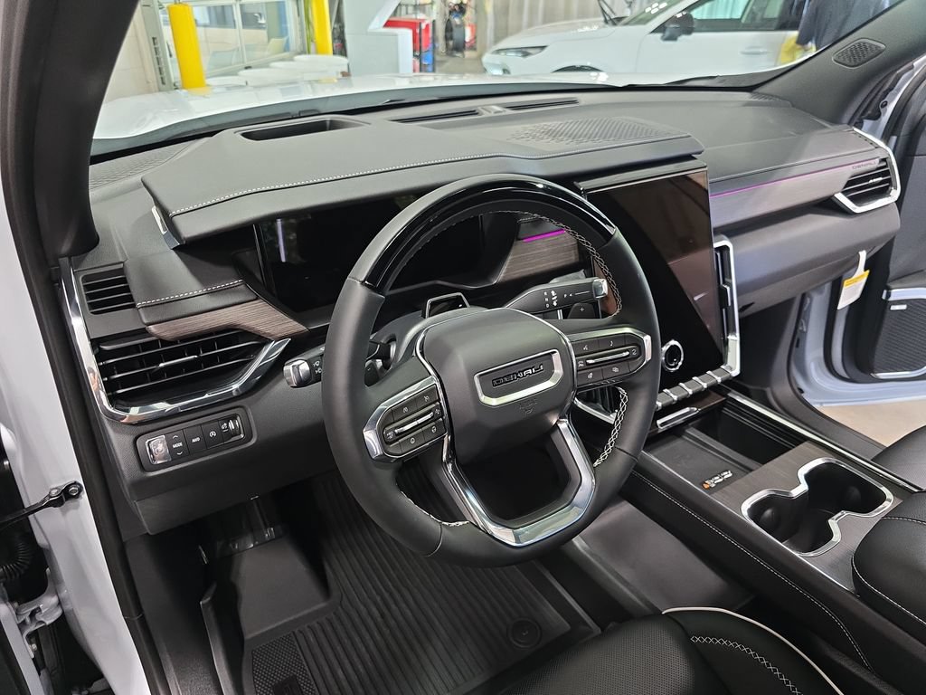 2026 GMC Acadia Denali - Photo 17