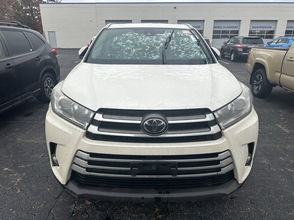 2017 Toyota Highlander Limited photo 2