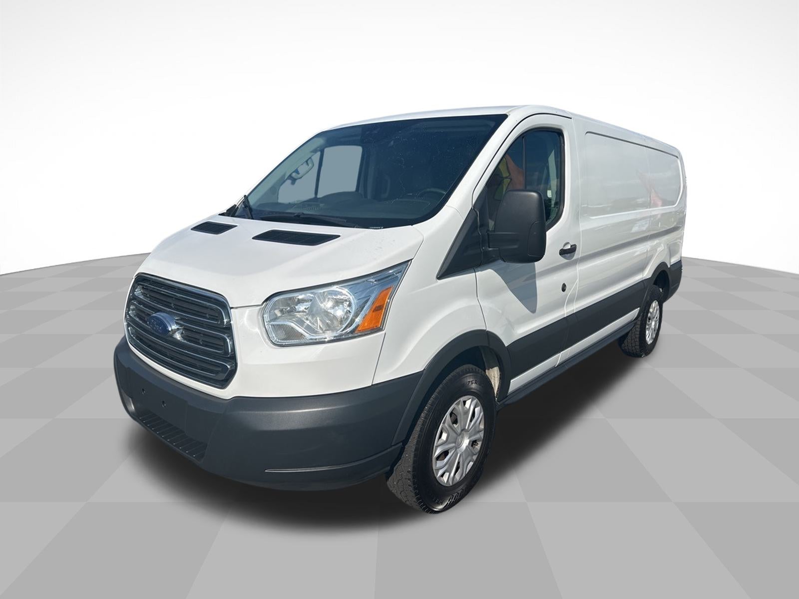 2015 Ford Transit Cargo Van photo 4