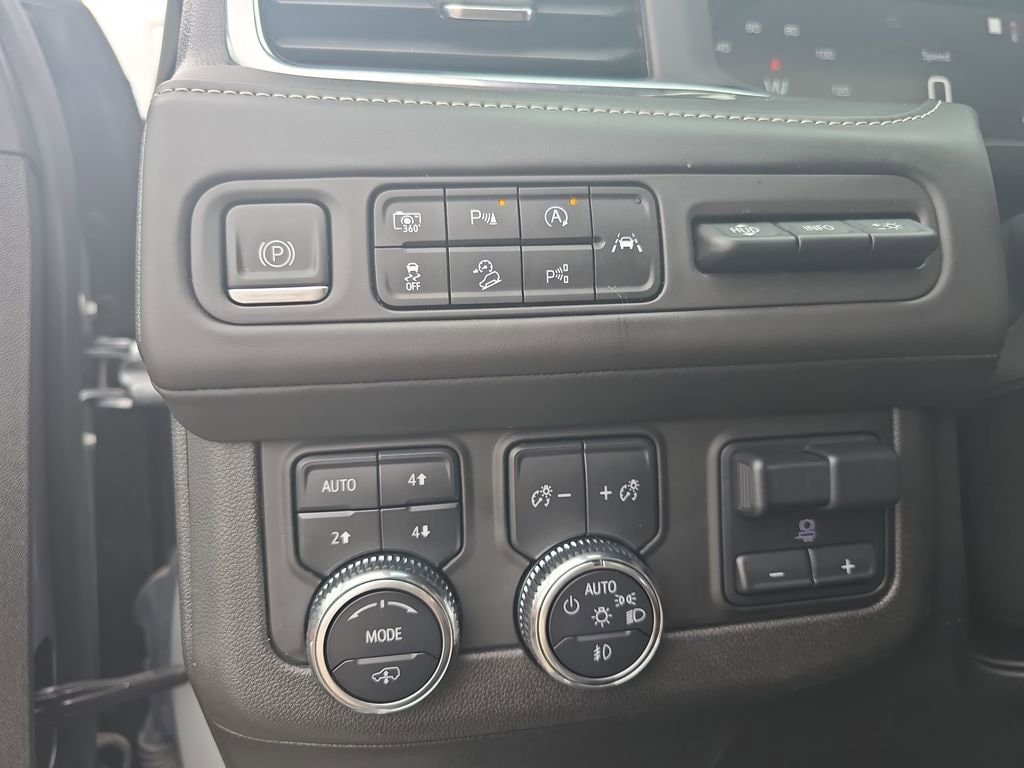 2023 GMC Yukon XL Denali Ultimate - Photo 29