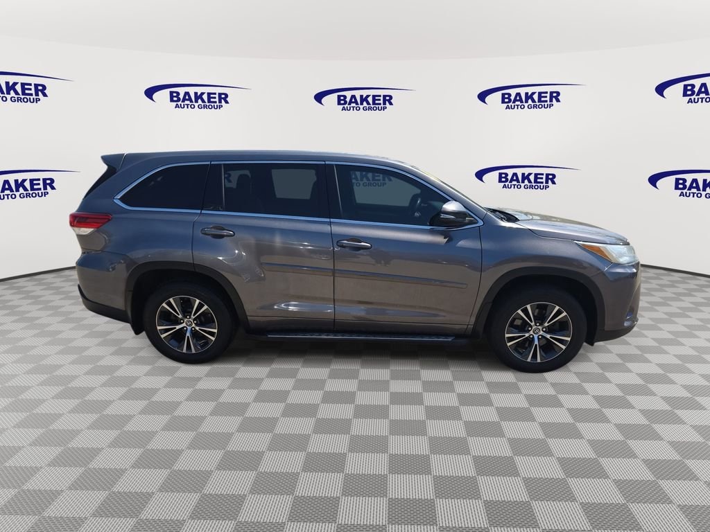 Used 2018 Toyota Highlander LE