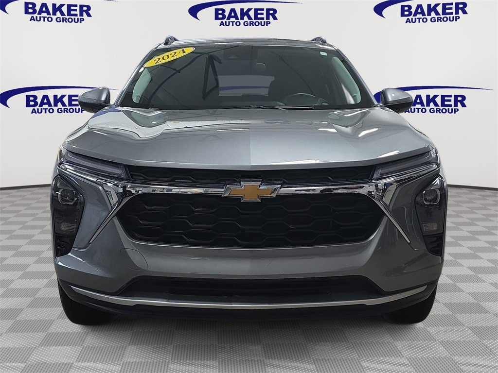 Used 2024 Chevrolet Trax LT SUV