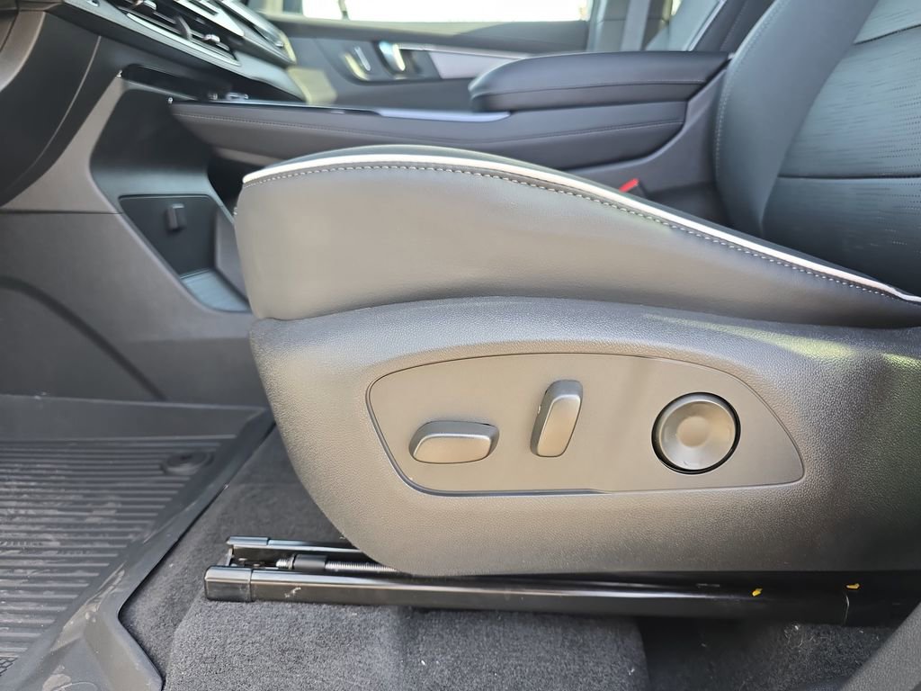 2026 Buick Enclave Sport Touring - Photo 32