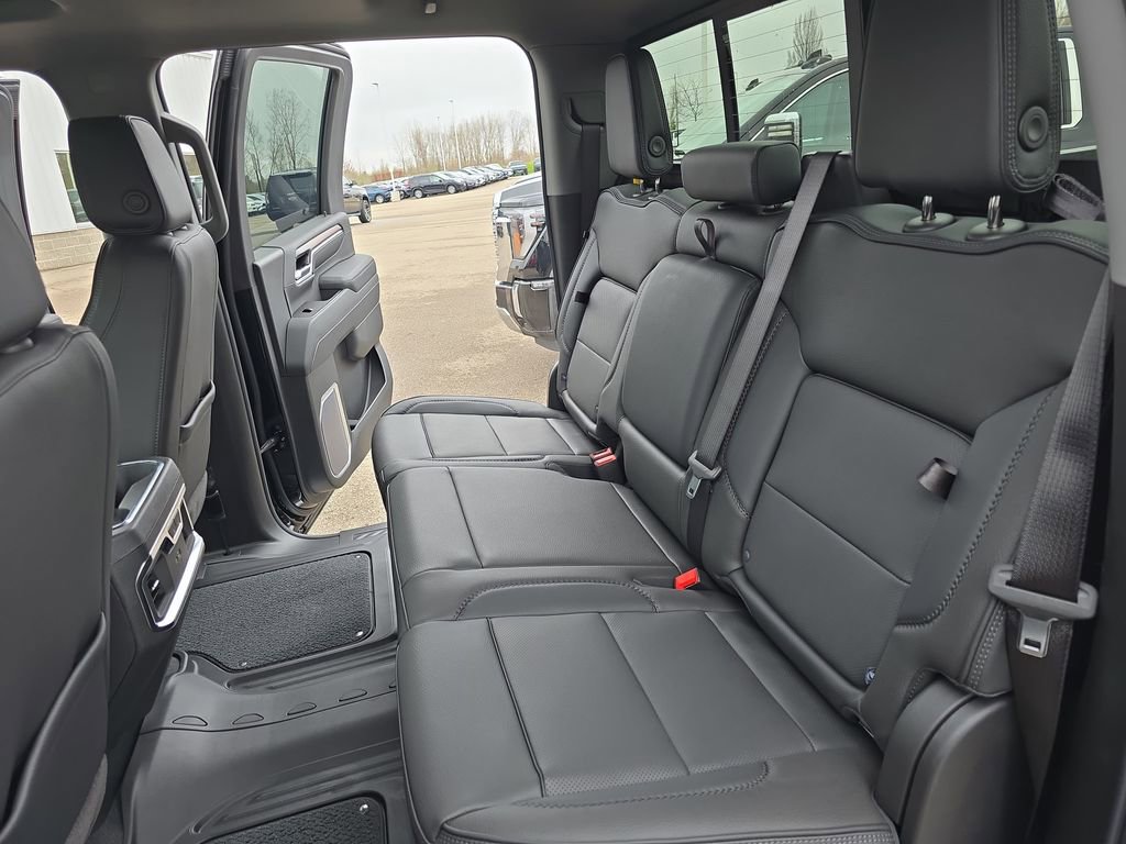 2026 GMC Sierra 2500HD Denali - Photo 13