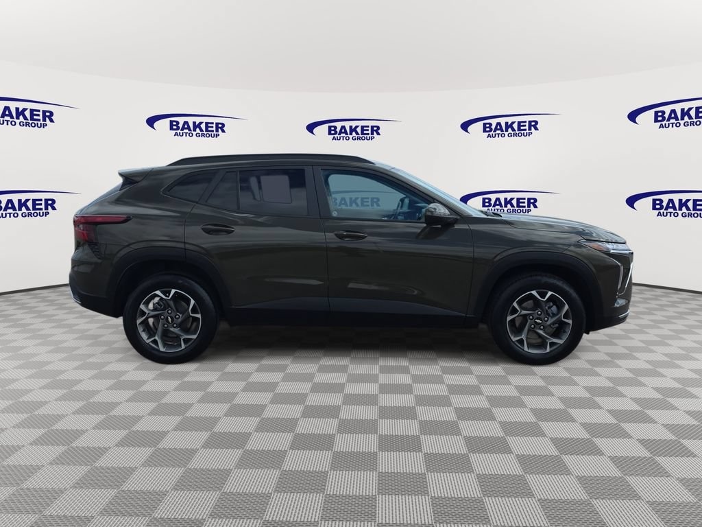 Used 2024 Chevrolet Trax LT SUV