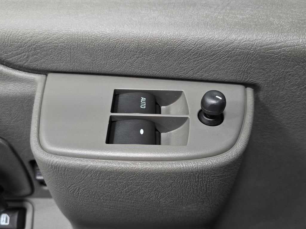 2026 GMC Savana Cargo Work Van - Photo 28