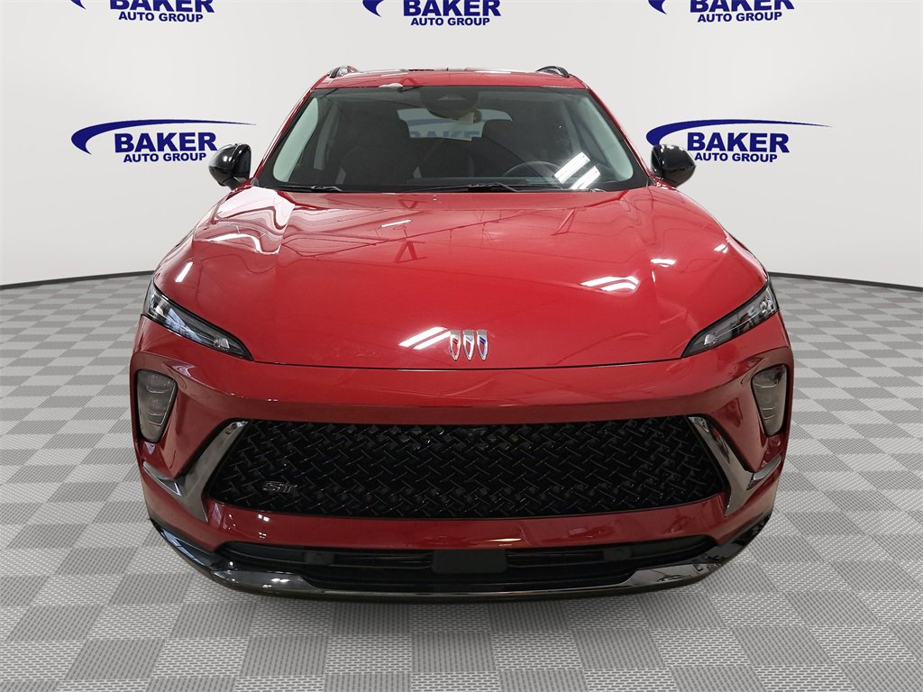 2025 Buick Envision Sport Touring photo 2