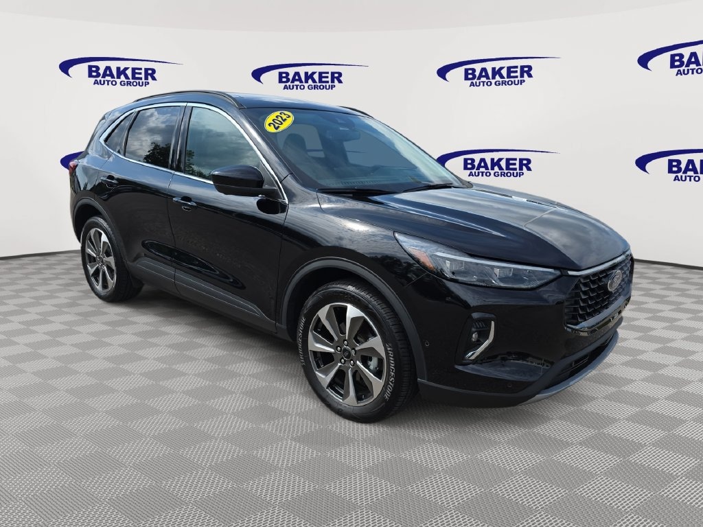Used 2023 Ford Escape Platinum