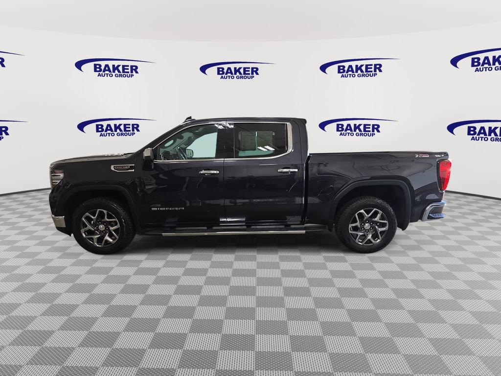 2023 GMC Sierra 1500 SLT - Photo 8