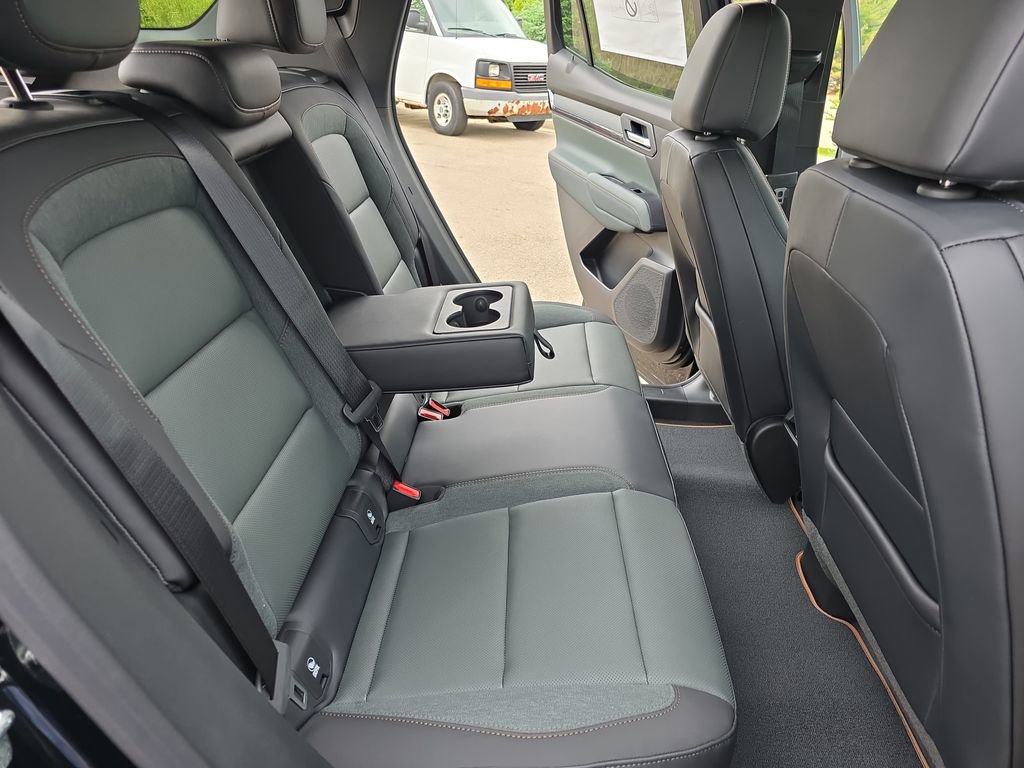 2026 GMC Terrain AT4 - Photo 11