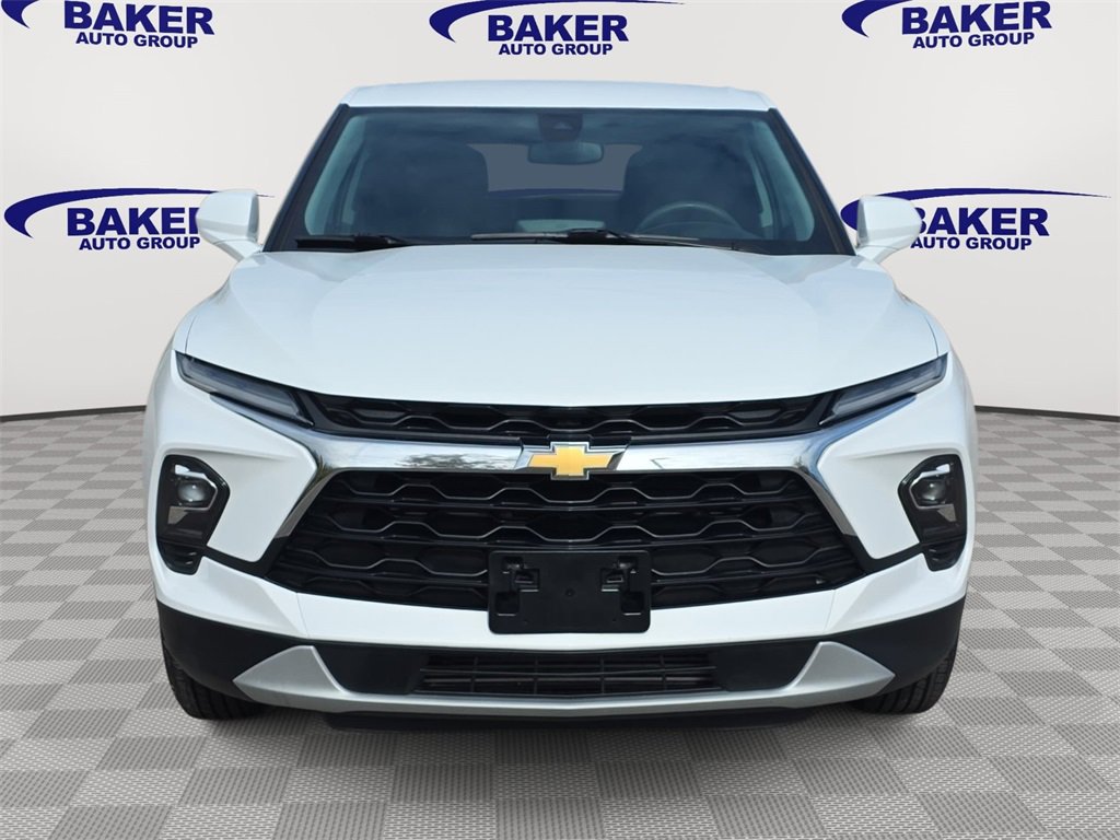 2023 Chevrolet Blazer 2LT photo 2