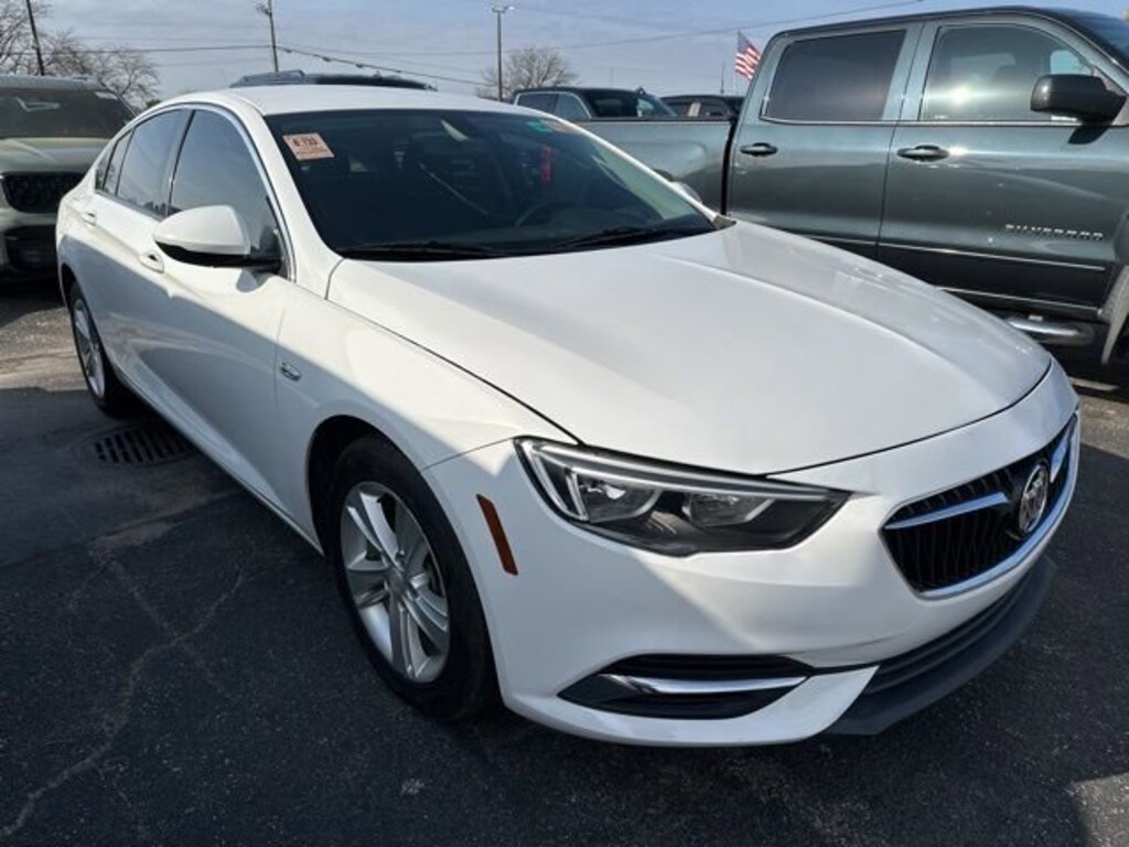 Used 2018 Buick Regal Sportback Preferred Car