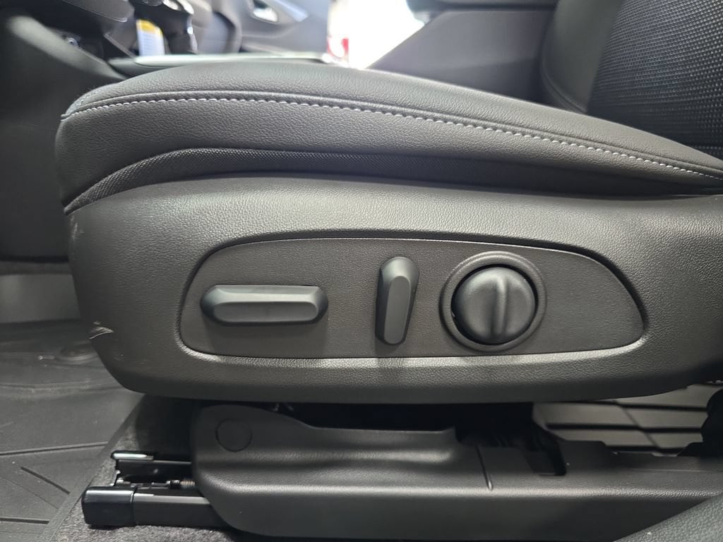 2026 Buick Envista Preferred - Photo 27