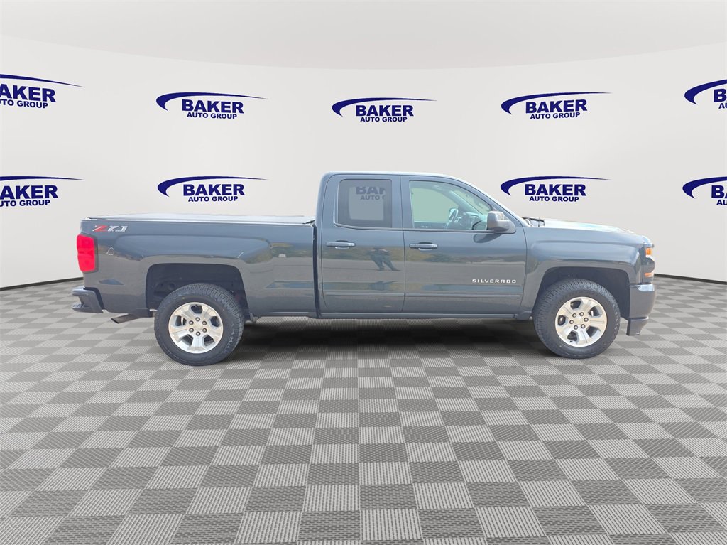 2019 Chevrolet Silverado 1500 LT photo 4
