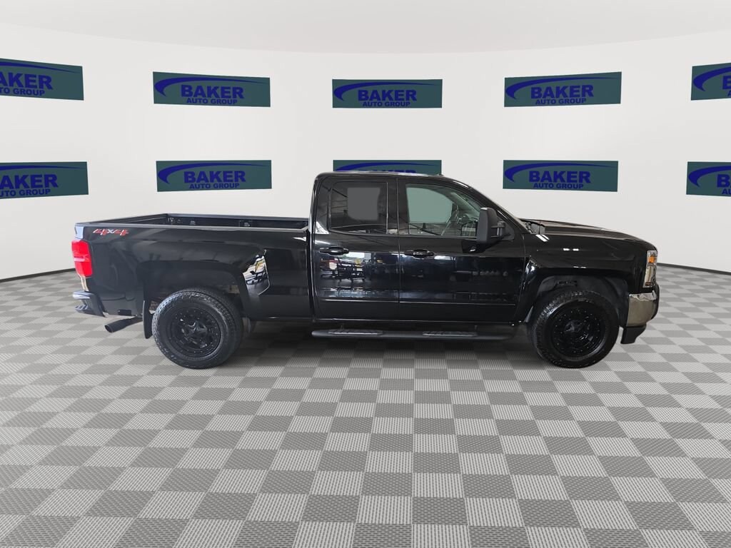 Used 2018 Chevrolet Silverado 1500 LT Truck
