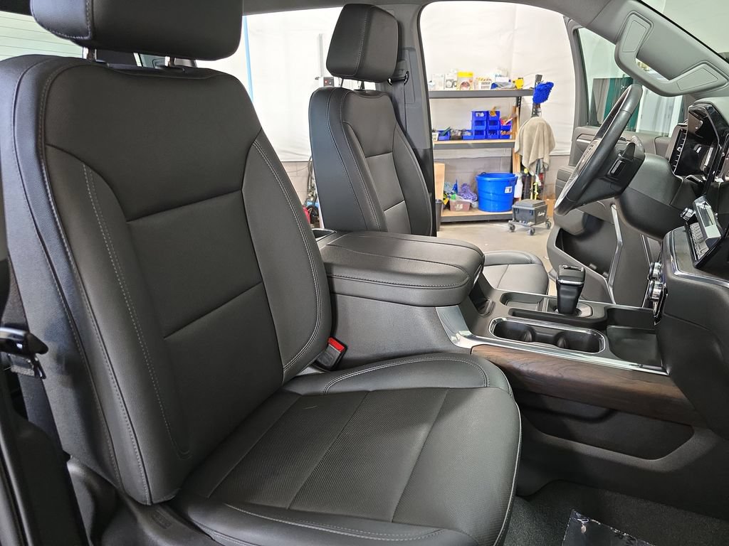 2023 GMC Sierra 1500 SLT - Photo 10