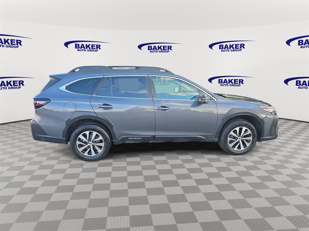 2023 Subaru Outback Premium photo 4