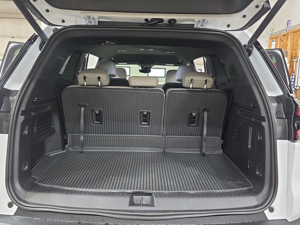 2026 GMC Acadia Elevation - Photo 13