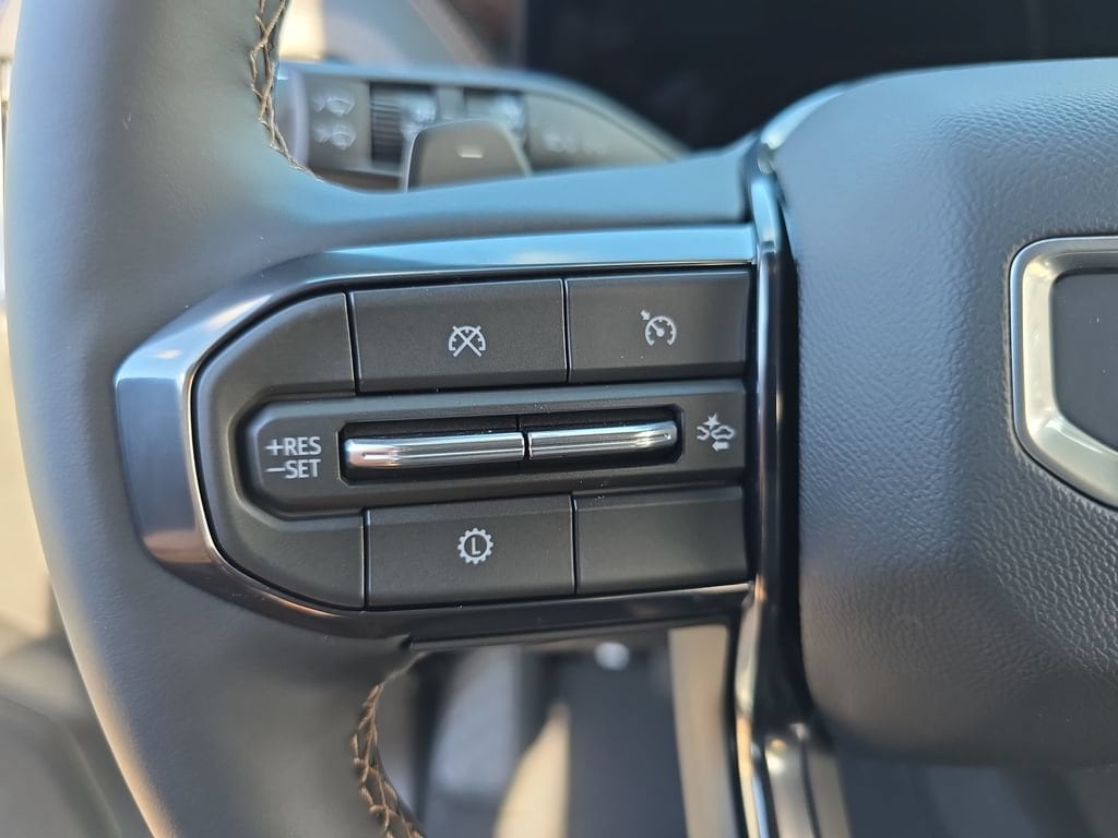 2026 GMC Yukon AT4 - Photo 17
