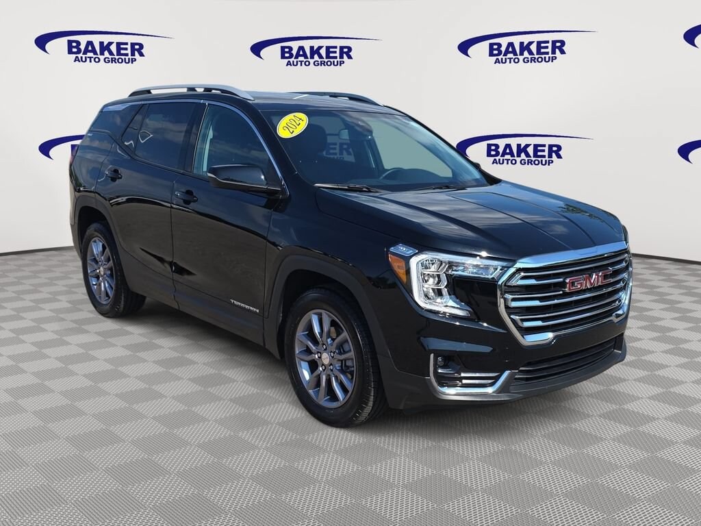 Used 2024 GMC Terrain SLT SUV