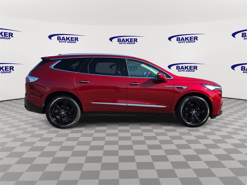2024 Buick Enclave Essence photo 4