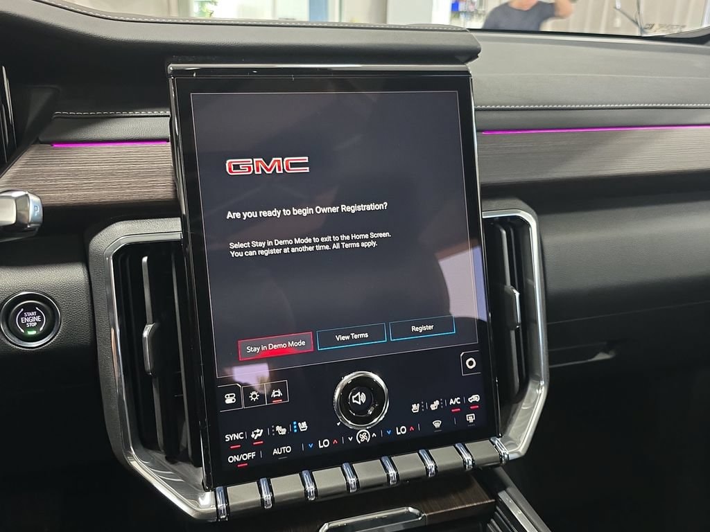 2026 GMC Acadia Denali - Photo 23