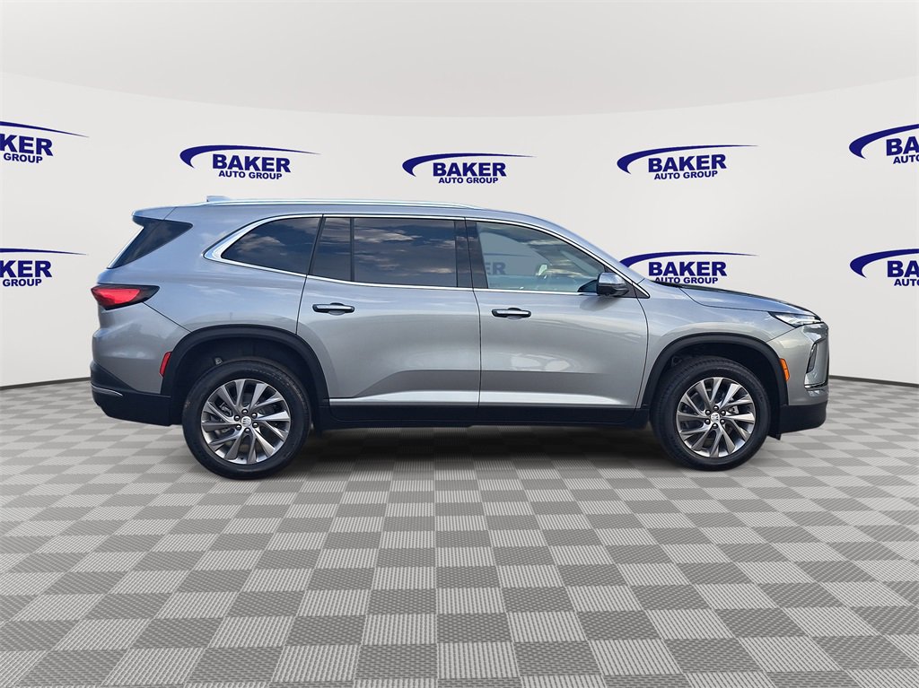 2026 Buick Enclave Preferred photo 4