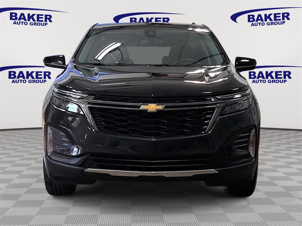 2022 Chevrolet Equinox LT photo 2