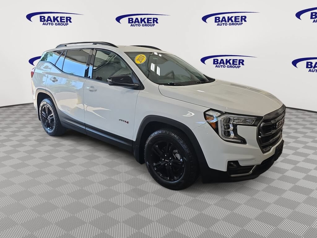 Used 2024 GMC Terrain AT4 SUV