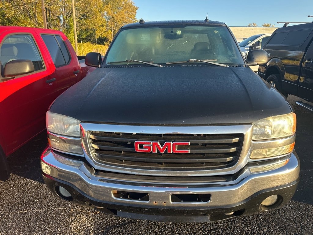 Used 2004 GMC Sierra 1500 SLT Truck