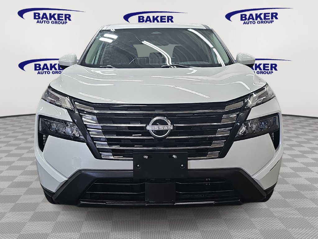 Used 2024 Nissan Rogue SV