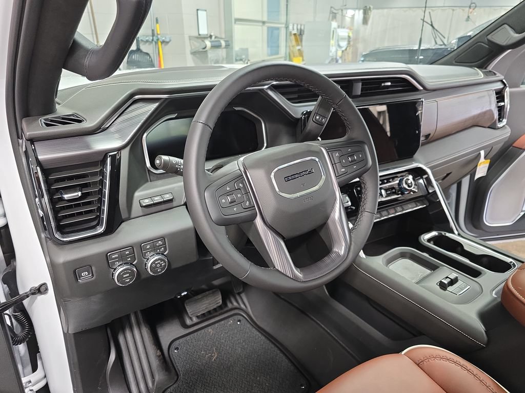 2026 GMC Sierra 2500HD Denali Ultimate - Photo 16