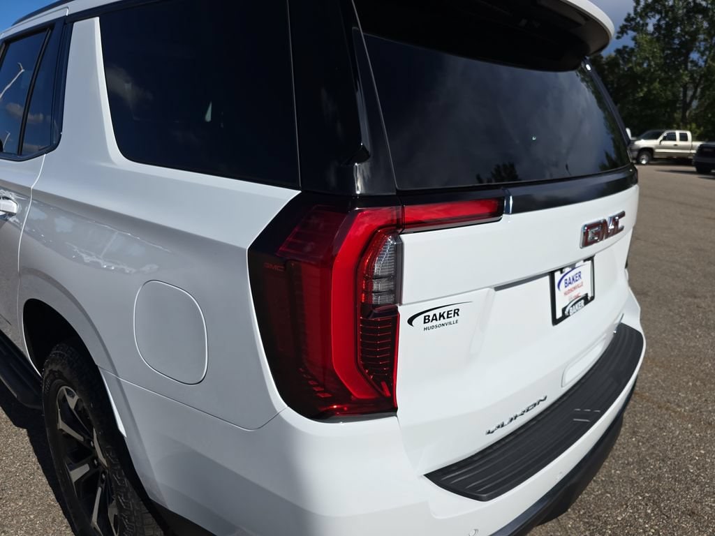2026 GMC Yukon AT4 - Photo 36