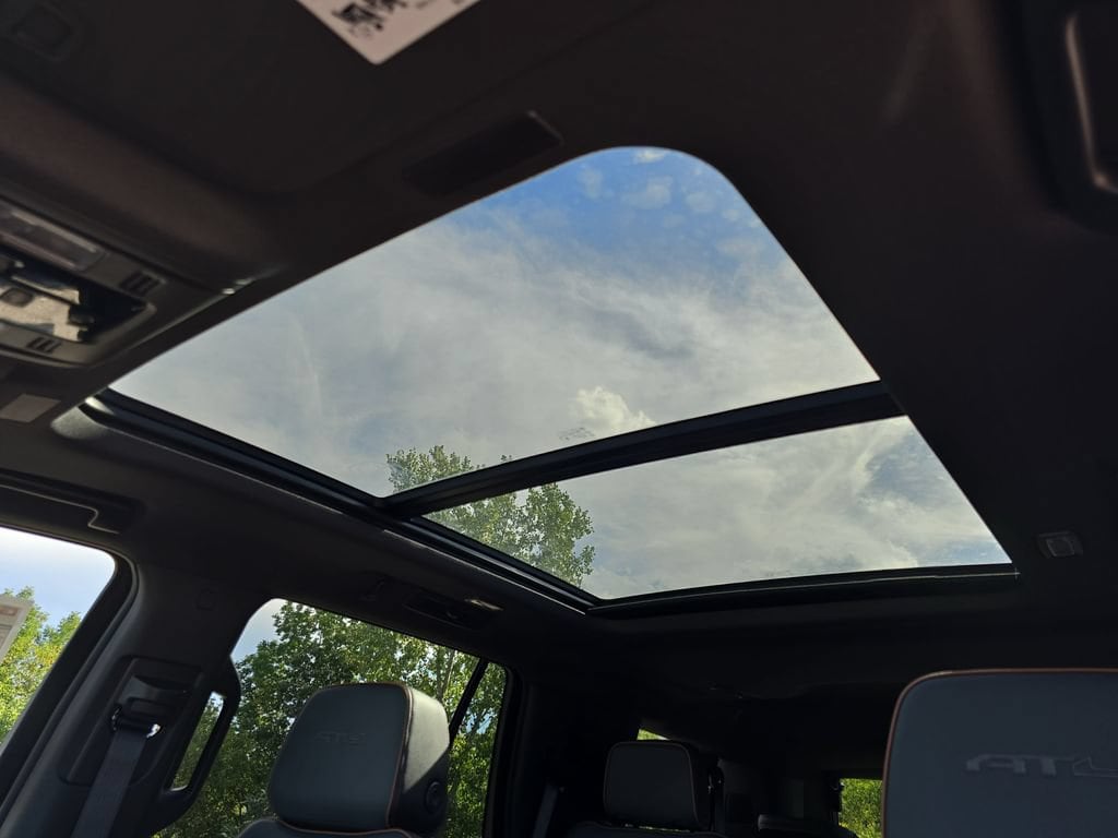 2026 GMC Yukon AT4 - Photo 31
