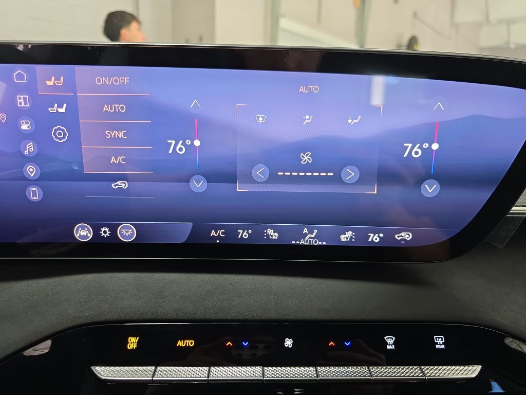 2027 Buick Enclave Sport Touring - Photo 23