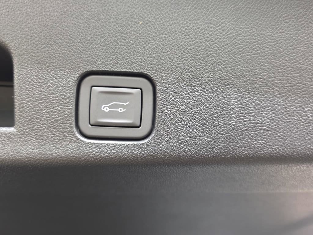 2026 GMC Acadia Elevation - Photo 15