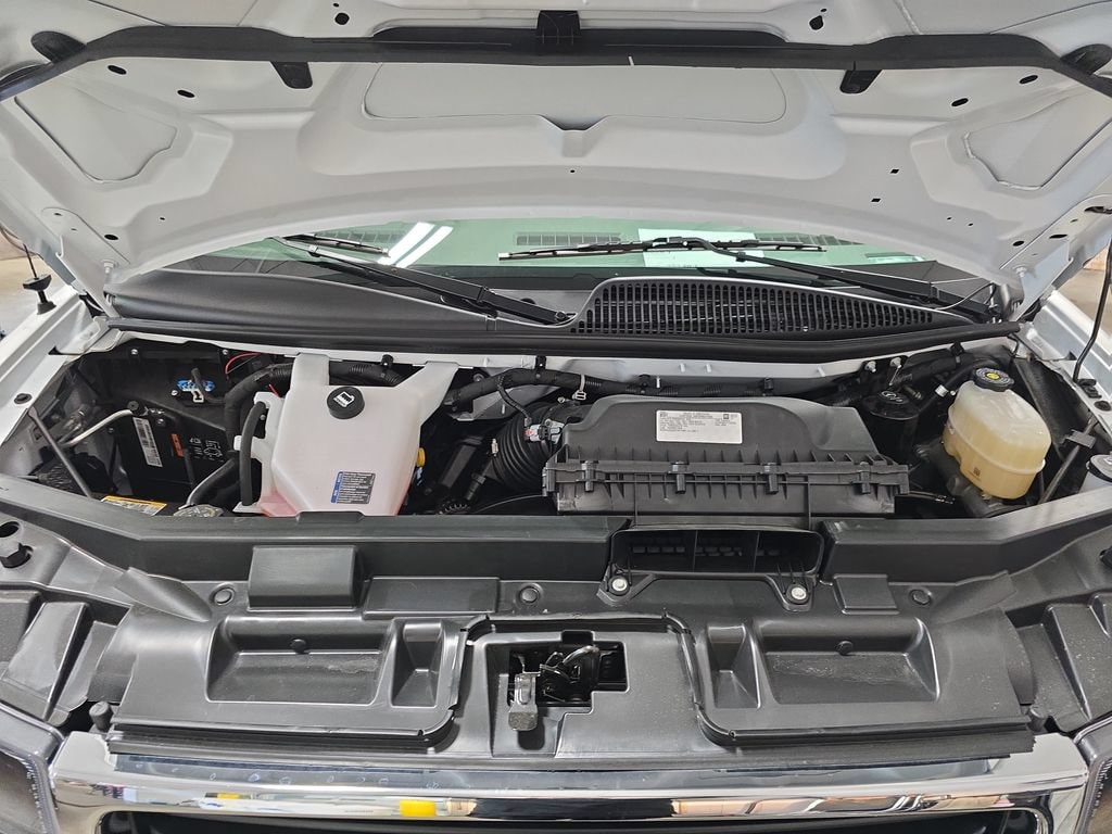 2026 GMC Savana Cargo Work Van - Photo 32
