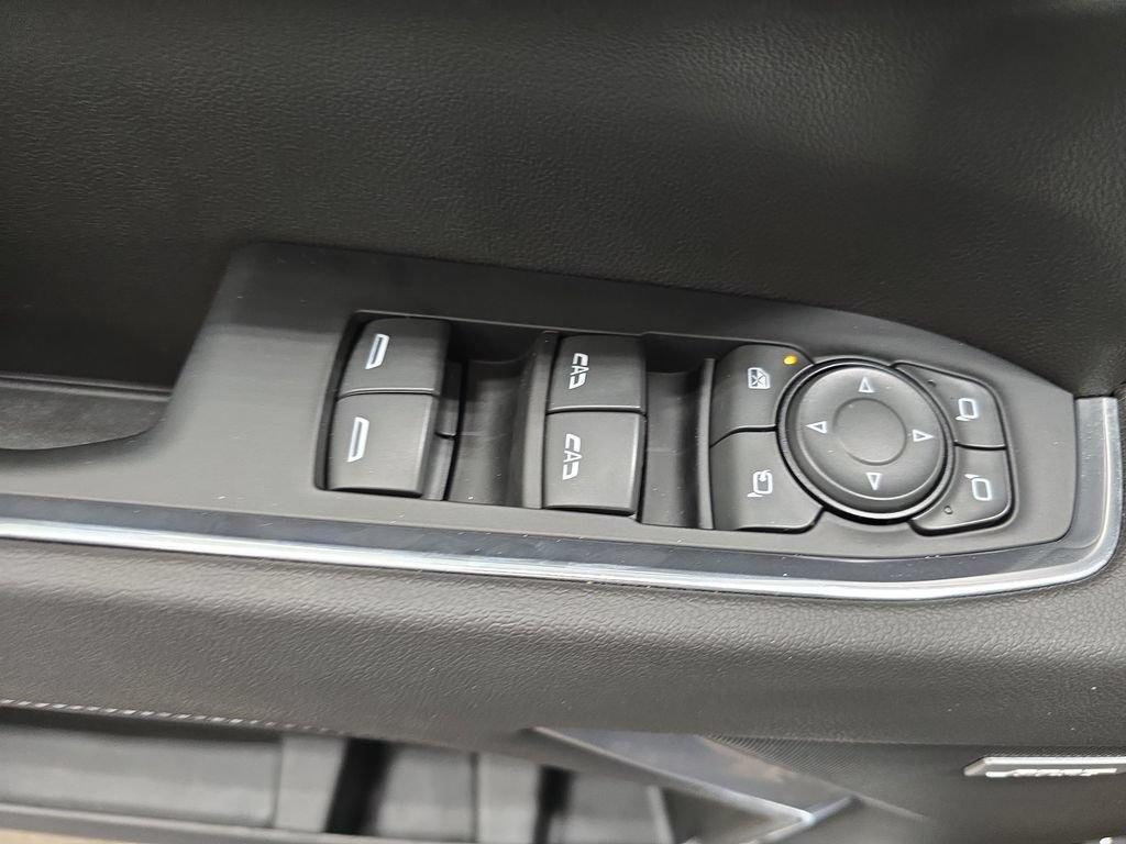 2023 GMC Sierra 1500 SLT - Photo 28