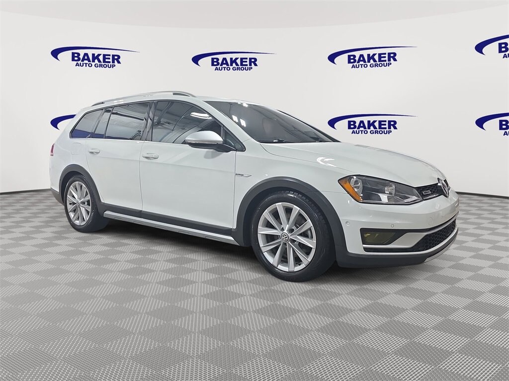Used 2017 Volkswagen Golf Alltrack S