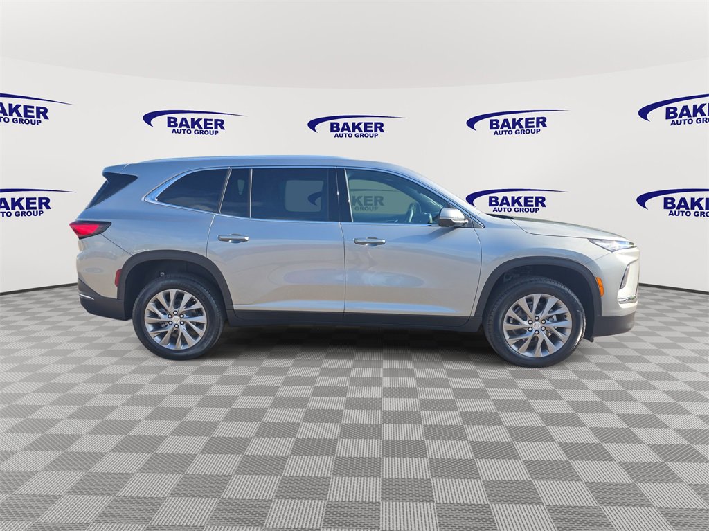 2026 Buick Enclave Preferred photo 2