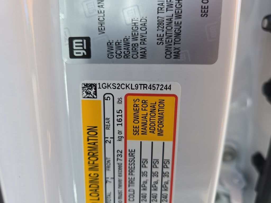 2026 GMC Yukon AT4 - Photo 38