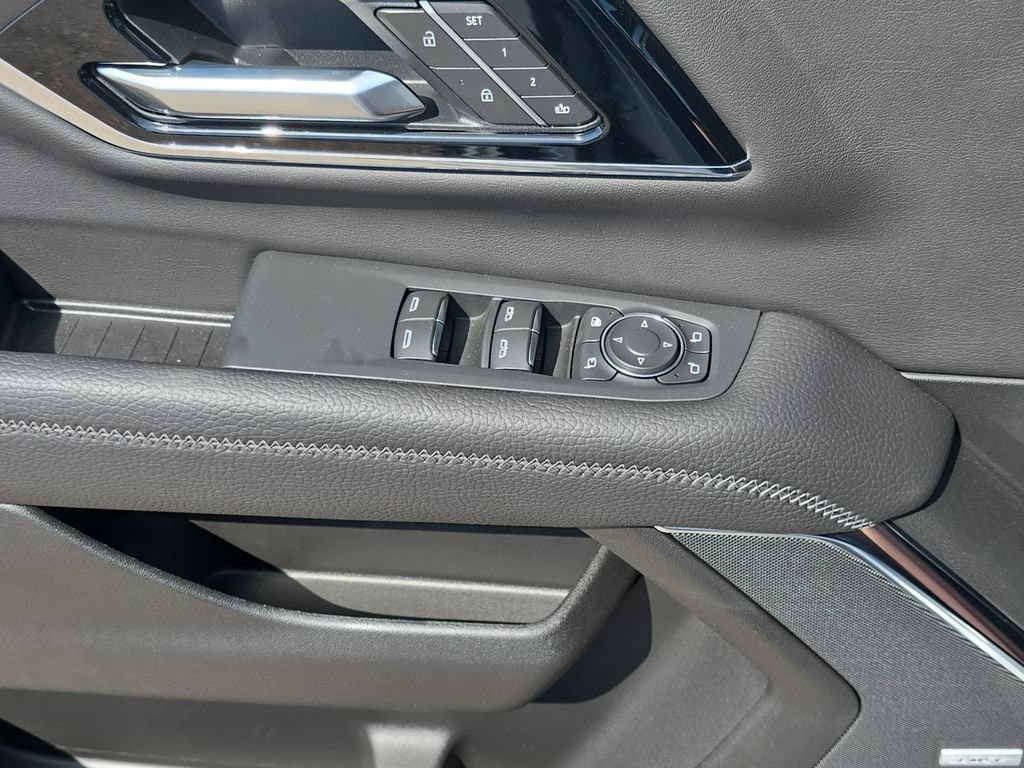 2026 GMC Yukon XL Denali - Photo 31