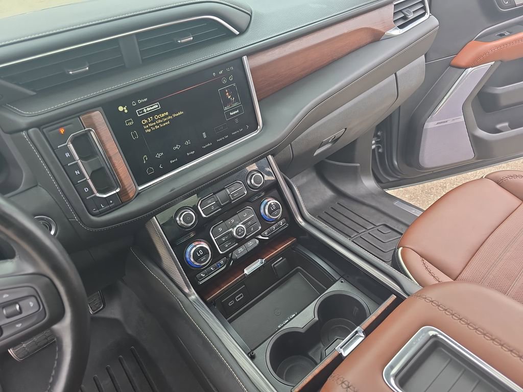 2023 GMC Yukon XL Denali Ultimate - Photo 28