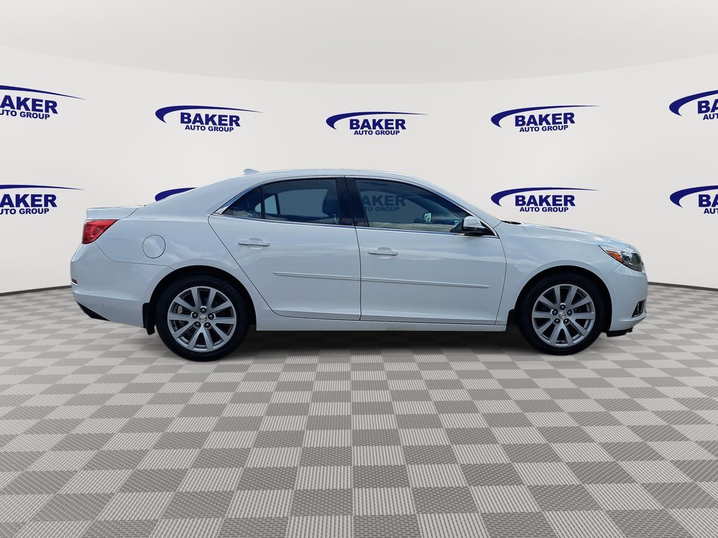 2014 Chevrolet Malibu 2LT photo 4