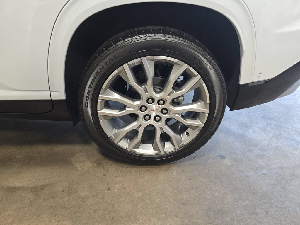2026 GMC Acadia Denali - Photo 38