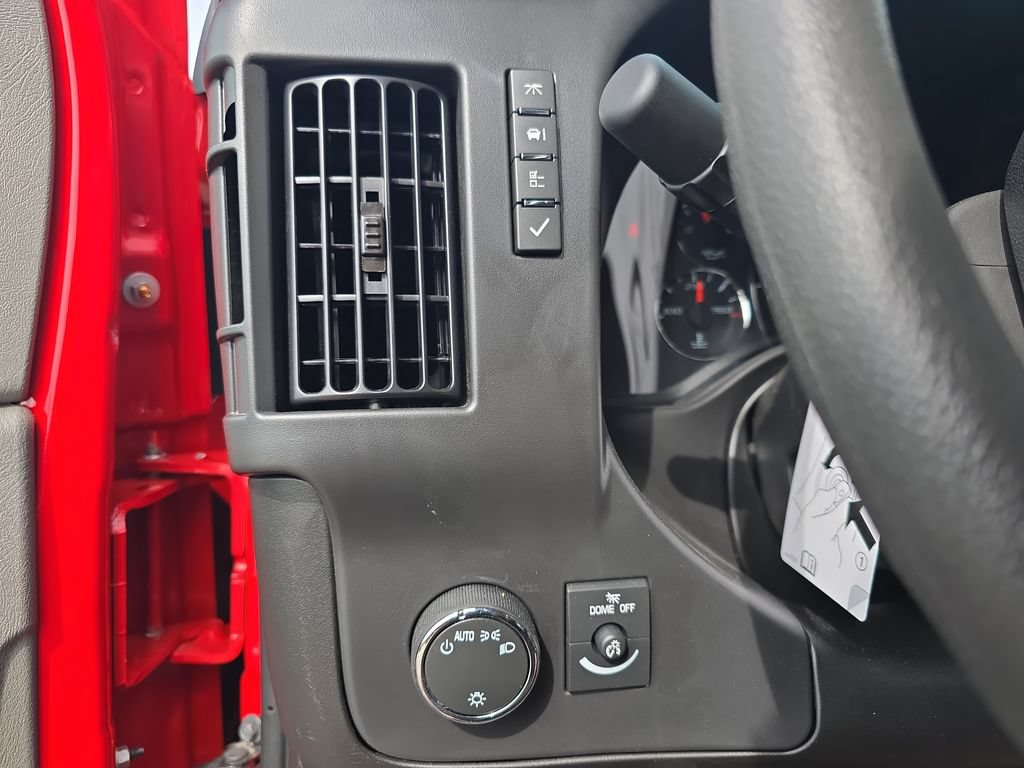 2026 GMC Savana Cargo Work Van - Photo 26