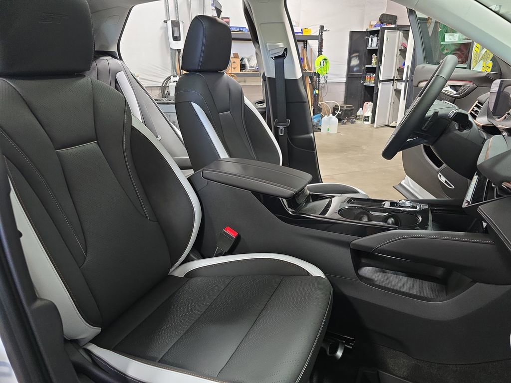 2026 Buick Envision Sport Touring - Photo 10