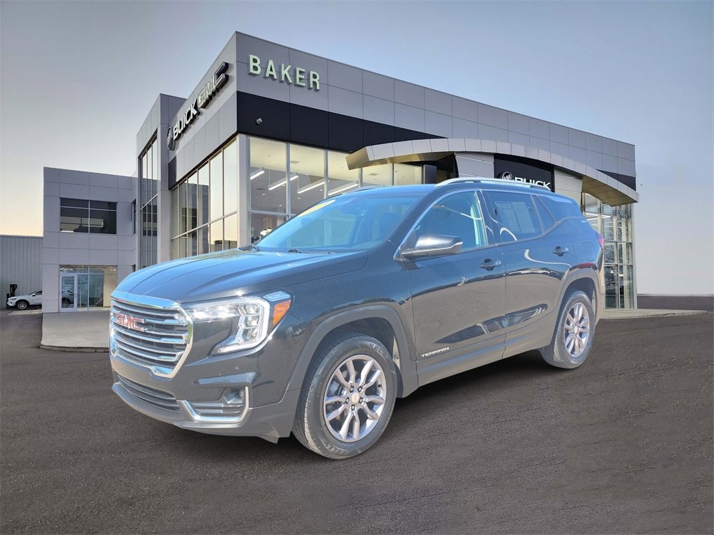 Used 2024 GMC Terrain SLT SUV