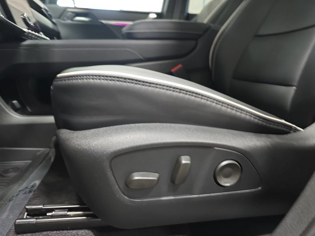 2026 GMC Acadia Denali - Photo 33